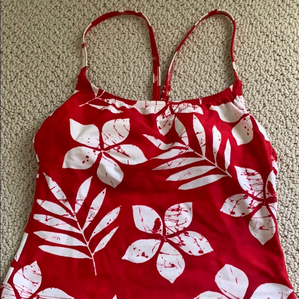 Sun blush red and white tankini size 10
